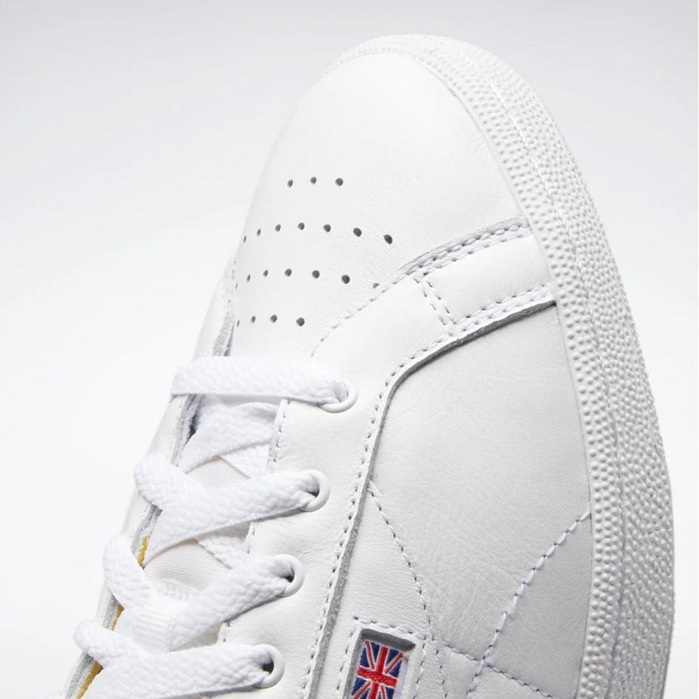 Club C Grounds - Cloud White / Vector Blue / Vector Red