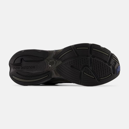 2010 - Tornado / Faded Black / Dark Silver Metallic - U20107Z3